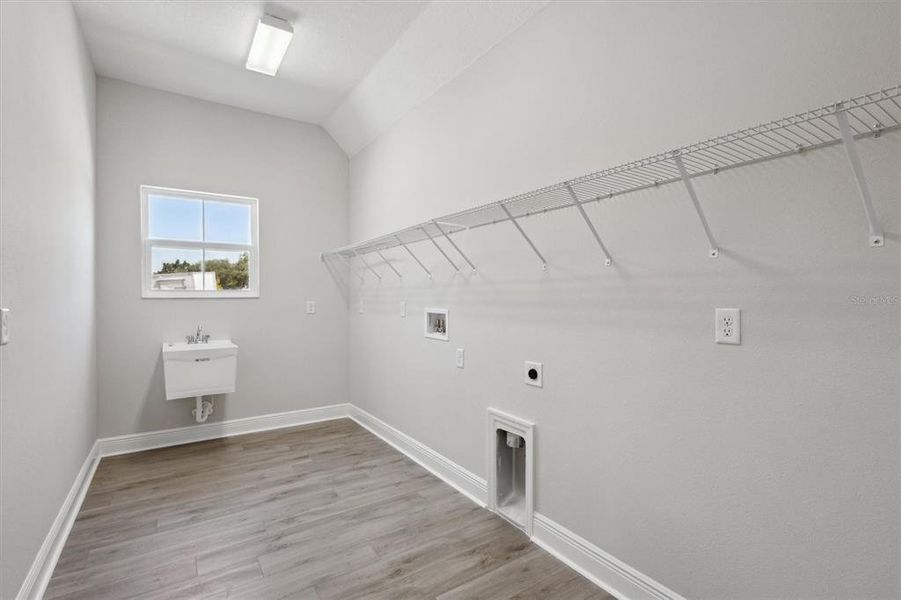 Image 43 of a home in Crestwood Estates. Image 43 of a home in Crestwood Estates.