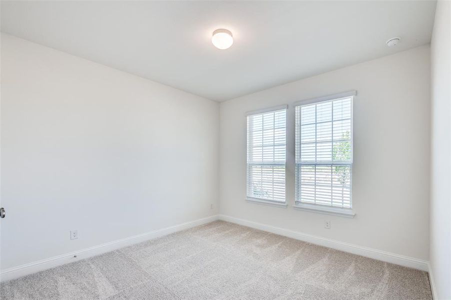 Spacious, unfurnished interior of a new home in Sierra Vista at Kelly Ranch, Aledo (Image 13).