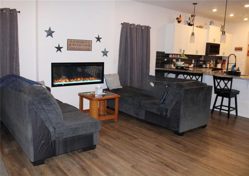 Furnished interior view inside a new home in , Cartersville (Image 19).