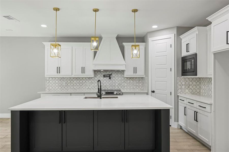 Furnished interior view inside a new home in , Mabank (Image 12).