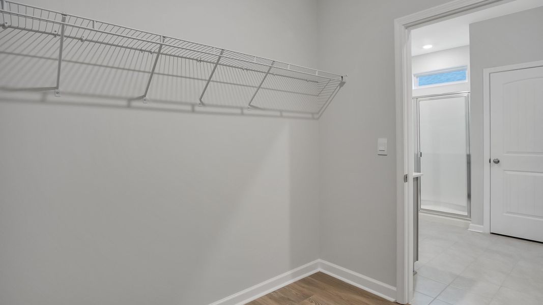 Spacious, unfurnished interior of a new home in Legacy Farms, White House (Image 15).