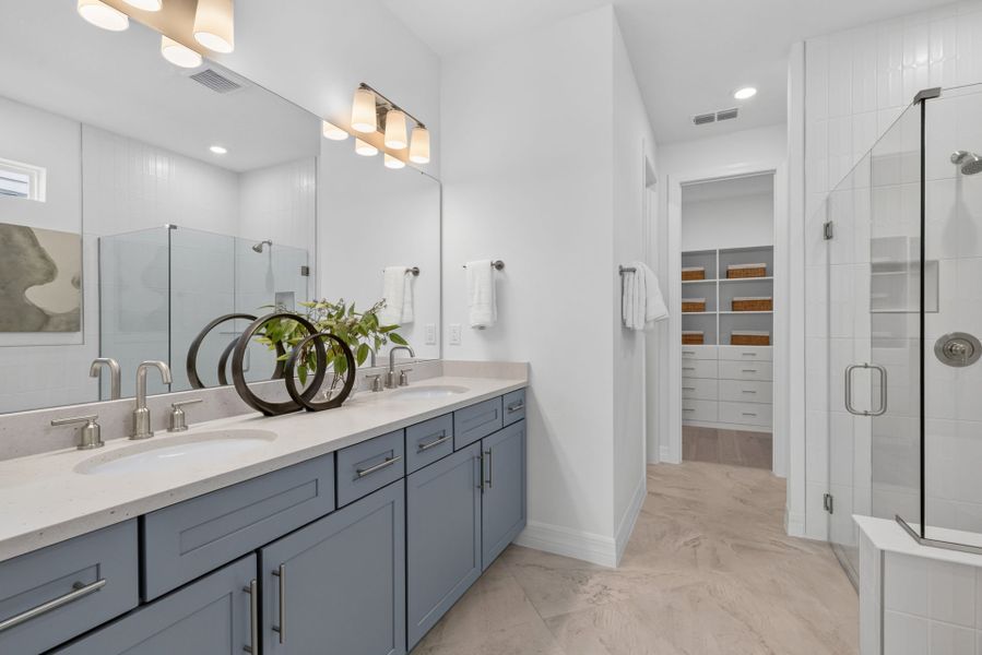 Representative furnished interior of a home built from the Coral Grand by Pulte Homes in Lakehaven Estates, Clermont (Image 13). Representative furnished interior of a home built from the Coral Grand by Pulte Homes in Lakehaven Estates, Clermont (Image 13).