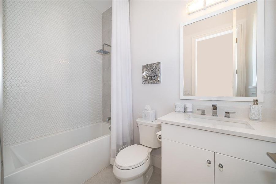 Furnished interior view inside a new home in , Montverde (Image 16). Furnished interior view inside a new home in , Montverde (Image 16).