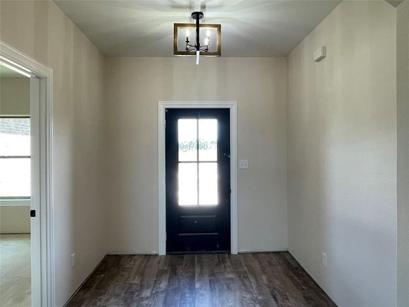 Spacious, unfurnished interior of a new home in , Callisburg (Image 6).