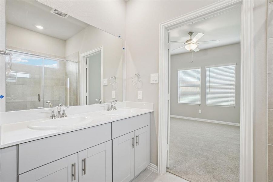 Photo is not of the actual home, but is an inspirational photo of builder’s model home and may depict options, furnishings, and/or decorator features that are not included. Photo is not of the actual home, but is an inspirational photo of builder’s model home and may depict options, furnishings, and/or decorator features that are not included.