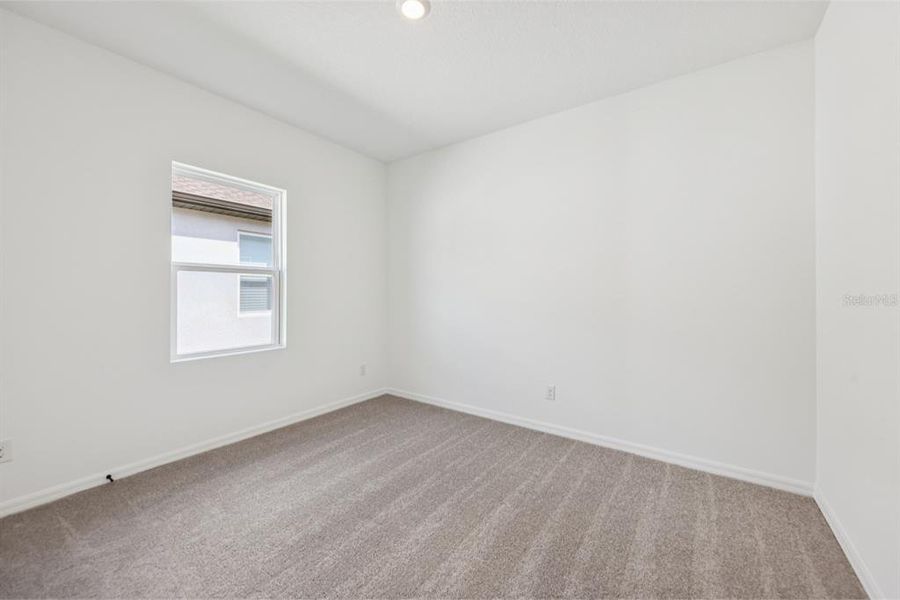 Spacious, unfurnished interior of a new home in Sunbrooke, St. Cloud (Image 24).