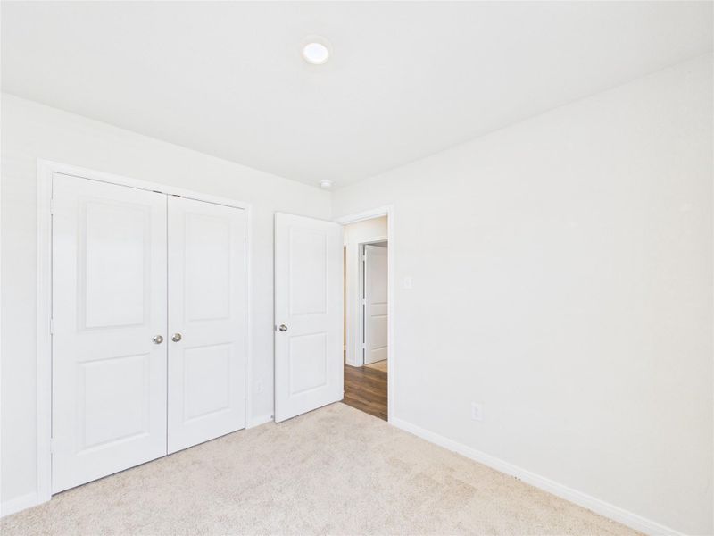Spacious, unfurnished interior of a new home in Park Vista at El Tesoro, Houston (Image 22).