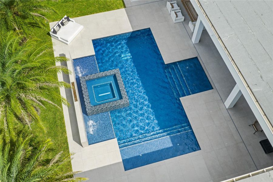 Community amenities in , Parkland (Image 28).