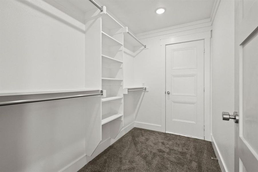 Image 39 of a home in .