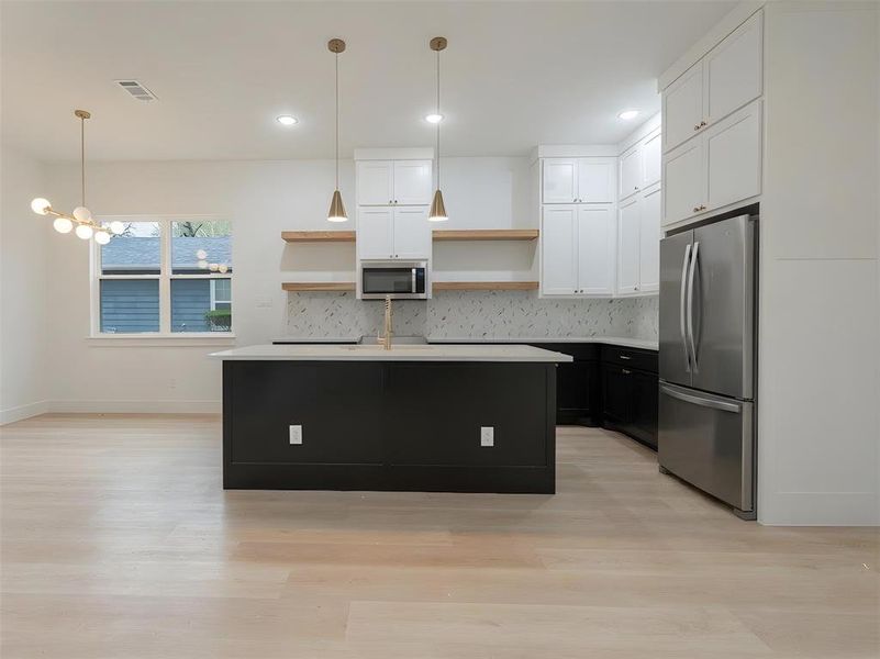 Furnished interior view inside a new home in , Dallas (Image 6).