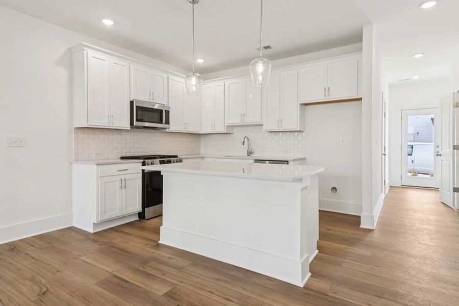 Kitchen featuring Timeless Collection Finishes