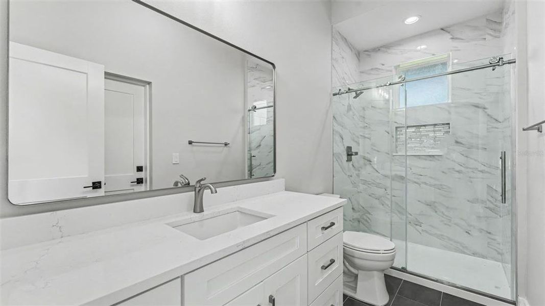 Furnished interior view inside a new home in , Lakeland (Image 32).