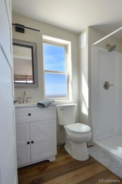 Furnished interior view inside a new home in , Crestone (Image 8).