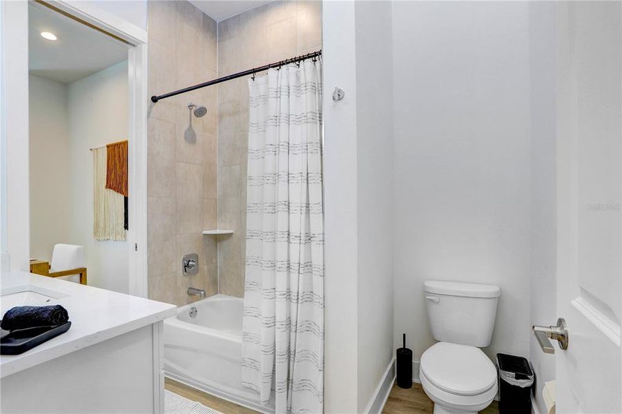 Furnished interior view inside a new home in , St. Petersburg (Image 15).