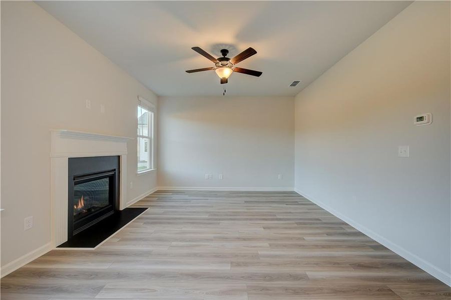 Spacious, unfurnished interior of a new home in Abbotts Crossing, Conyers (Image 25).