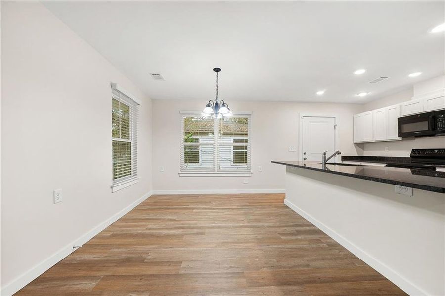 Spacious, unfurnished interior of a new home in , Atlanta (Image 22).