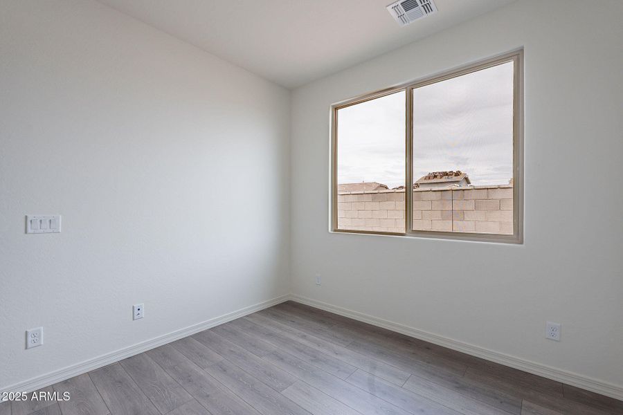 28-web-or-mls-Bunker-28 (2)