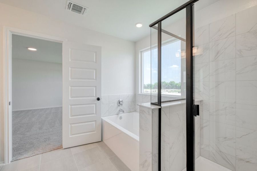 Furnished interior view inside a new home in Overlook Ranch, Georgetown (Image 11).