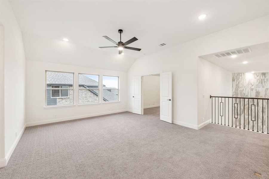 Spacious, unfurnished interior of a new home in Windsong Ranch Classic 61, Prosper (Image 38).