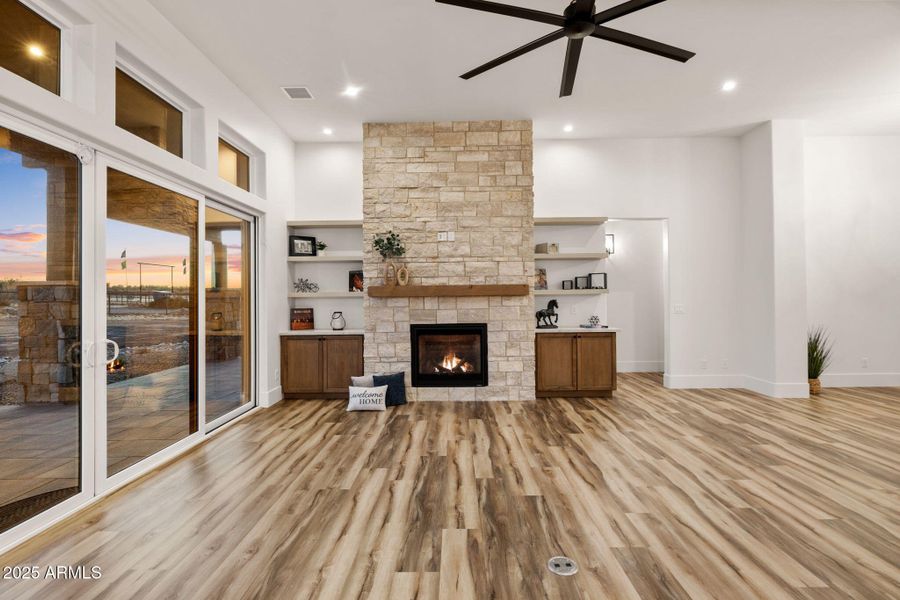 13-Living Room 3 13-Living Room 3