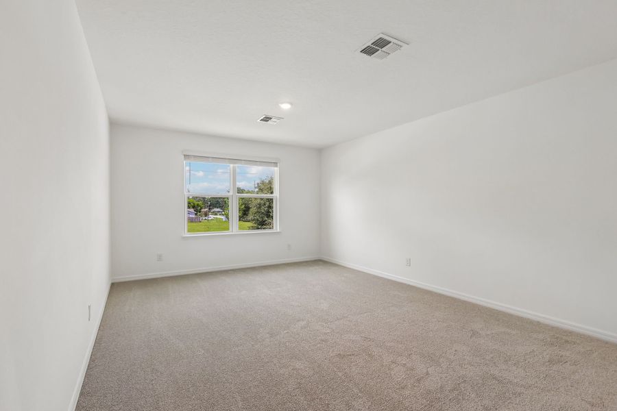 Spacious, unfurnished interior of a new home in Harrell Oaks, Orlando (Image 8). Spacious, unfurnished interior of a new home in Harrell Oaks, Orlando (Image 8).