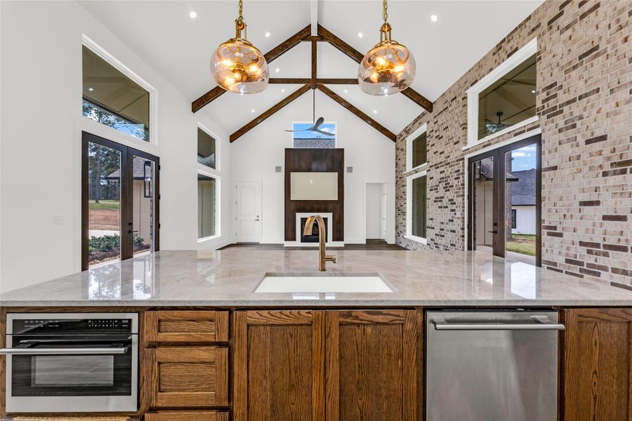 Furnished interior view inside a new home in , Brookeland (Image 9).