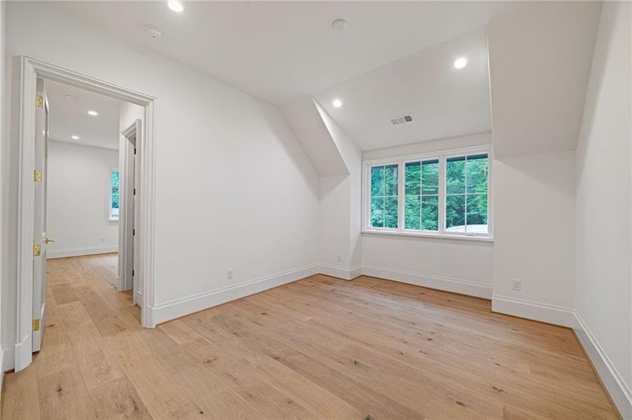 Spacious, unfurnished interior of a new home in , Atlanta (Image 59).