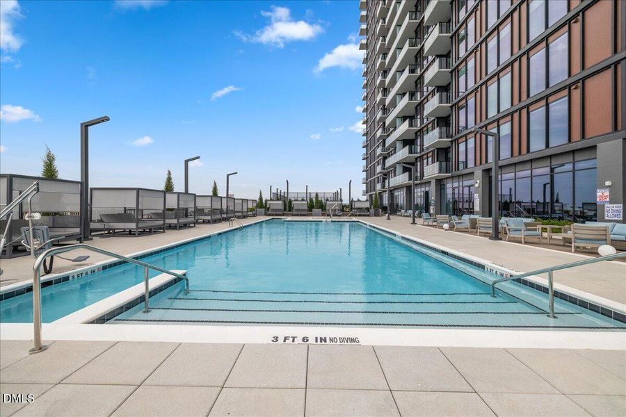 68-115 Morris St #2401