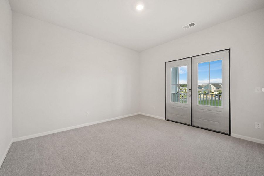 Spacious, unfurnished interior of a new home in , Summerville (Image 30).