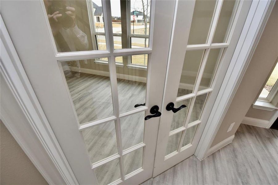 Spacious, unfurnished interior of a new home in , Prosper (Image 21).