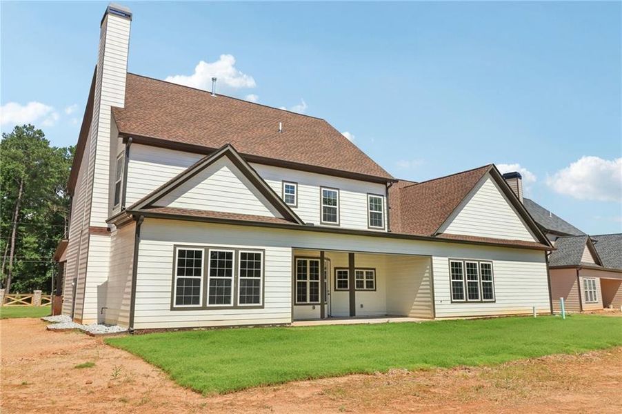 Exterior details and patio area of a home in , Lilburn (Image 39).