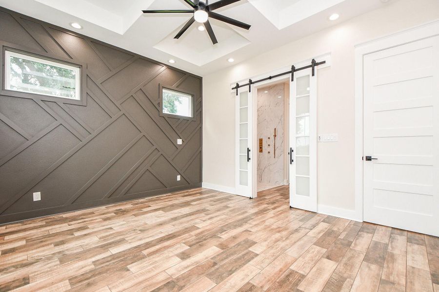 Spacious, unfurnished interior of a new home in , Palacios (Image 30). Spacious, unfurnished interior of a new home in , Palacios (Image 30).