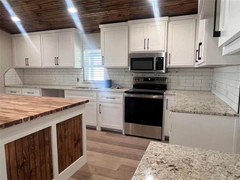 Furnished interior view inside a new home in , Merkel (Image 8).