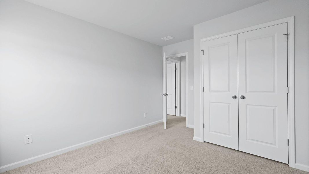 Spacious, unfurnished interior of a new home in Hillcrest, Ravenel (Image 21).