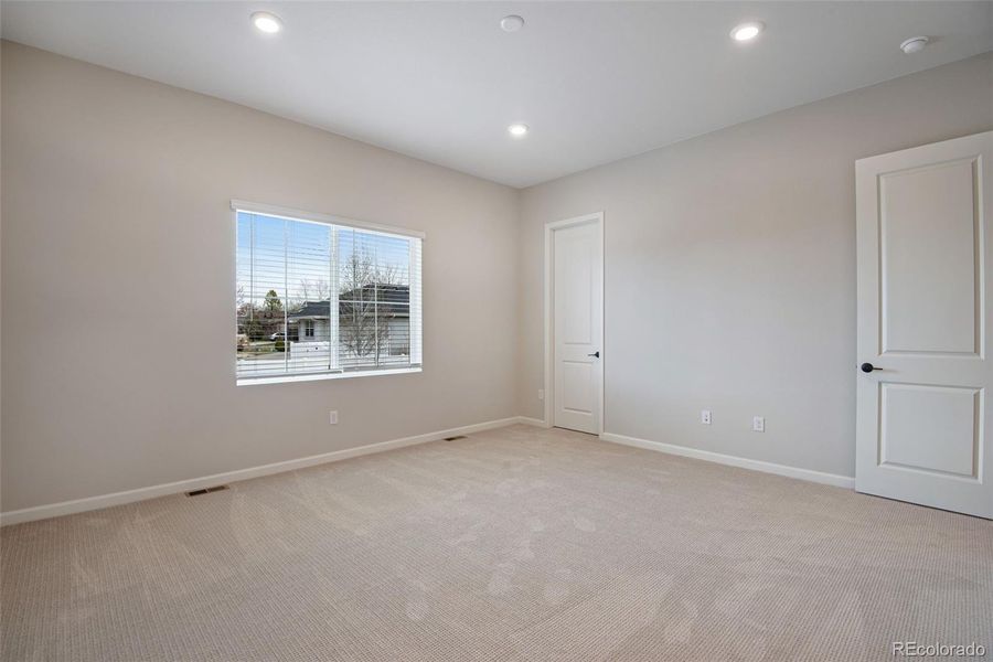 Spacious, unfurnished interior of a new home in , Berthoud (Image 22).
