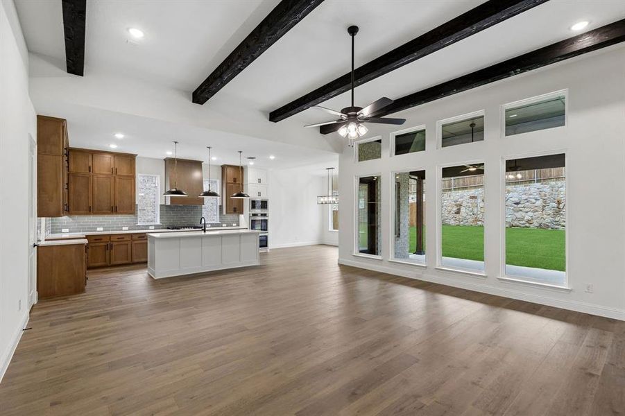 Spacious, unfurnished interior of a new home in Timberbrook, Justin (Image 12). Spacious, unfurnished interior of a new home in Timberbrook, Justin (Image 12).