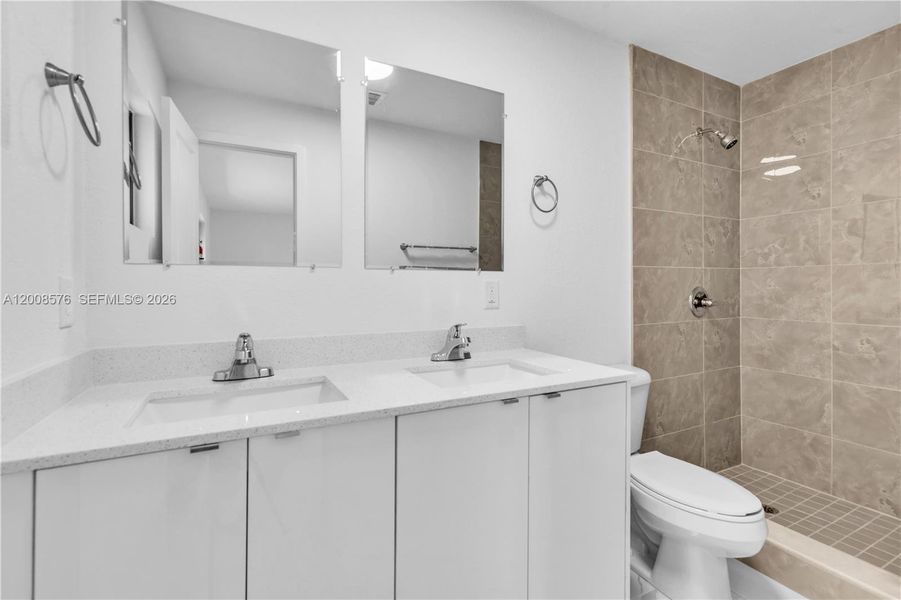 Furnished interior view inside a new home in , Homestead (Image 11).