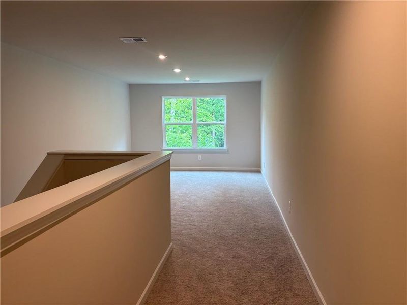 Spacious, unfurnished interior of a new home in Riverwood, Dallas (Image 10).