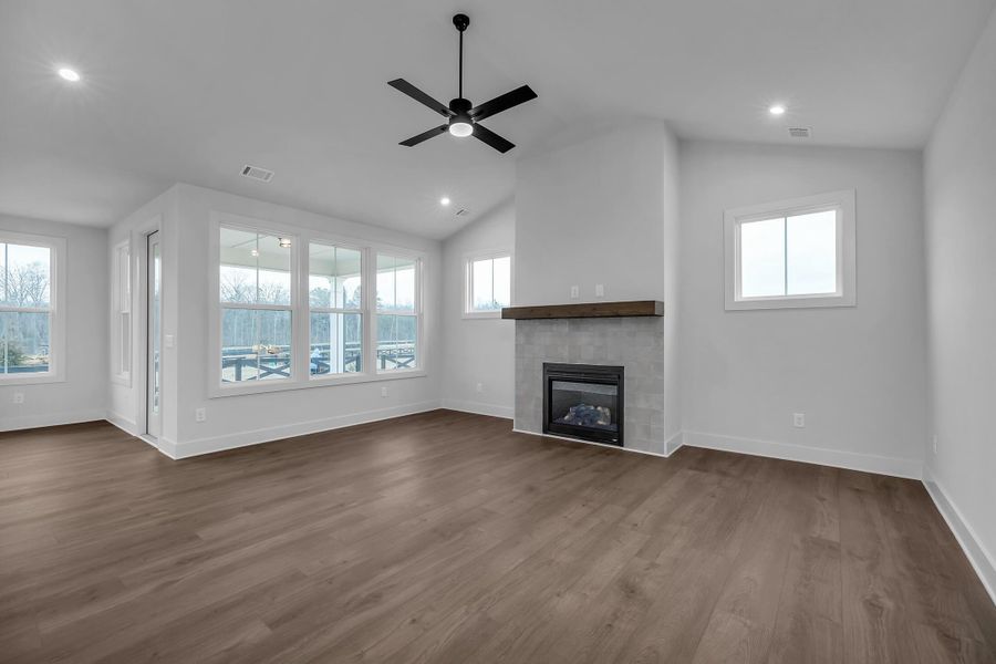 Representative unfurnished interior of a home built from the Gardenia by Empire Homes in Social Circle, Chattanooga (Image 13).