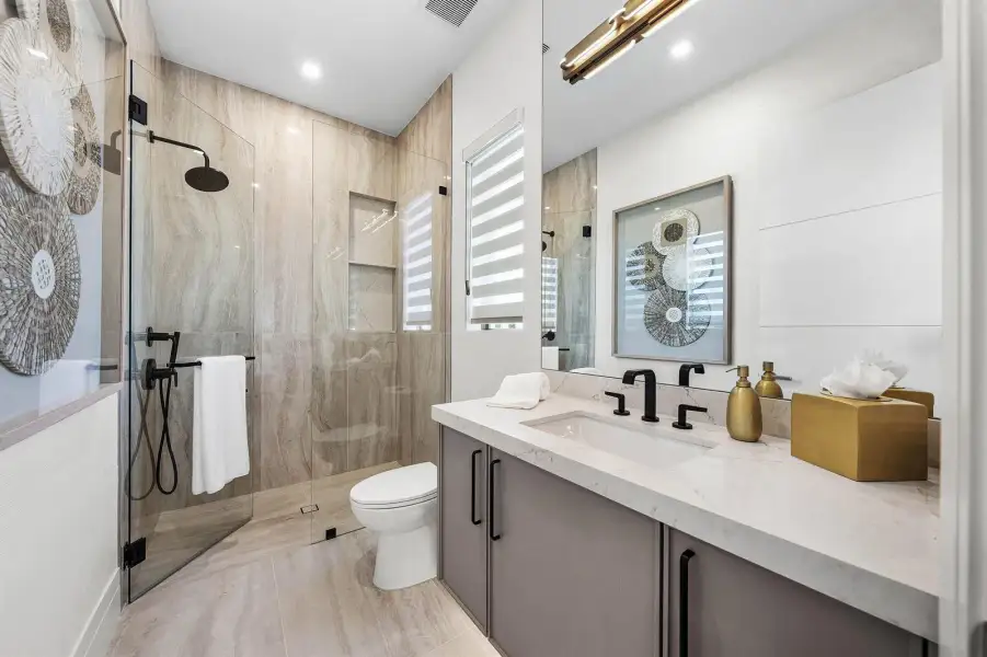052-590PhillipsDrive-BocaRaton-FL-33432-