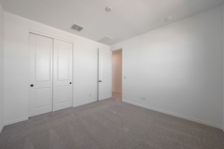 Spacious, unfurnished interior of a new home in Pinnacle at San Tan Heights, San Tan Valley (Image 15).