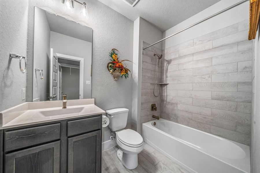 Furnished interior view inside a new home in Morton Creek Ranch, Katy (Image 25).