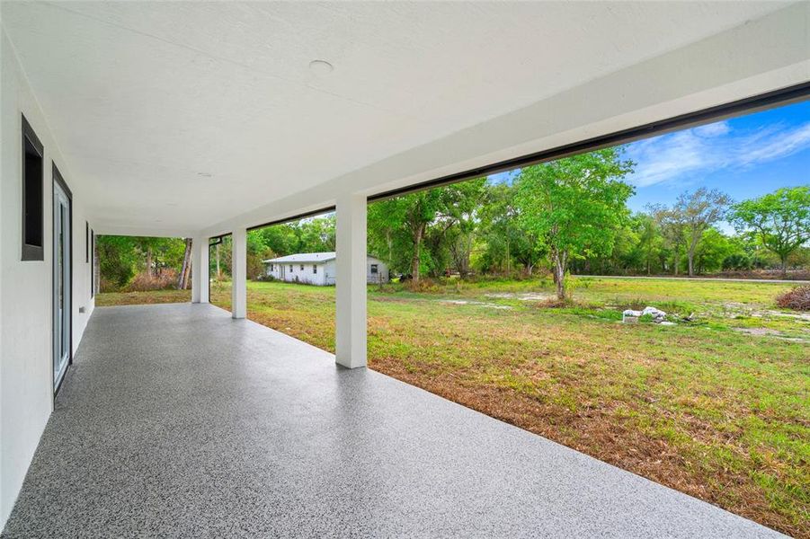 Exterior details and patio area of a home in , Okeechobee (Image 27).