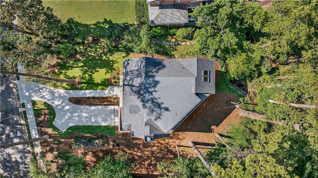 Image 53 of a home in .