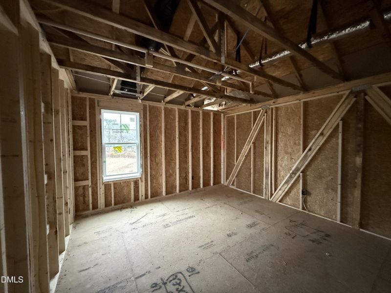 12.08.25 9 12.08.25 9