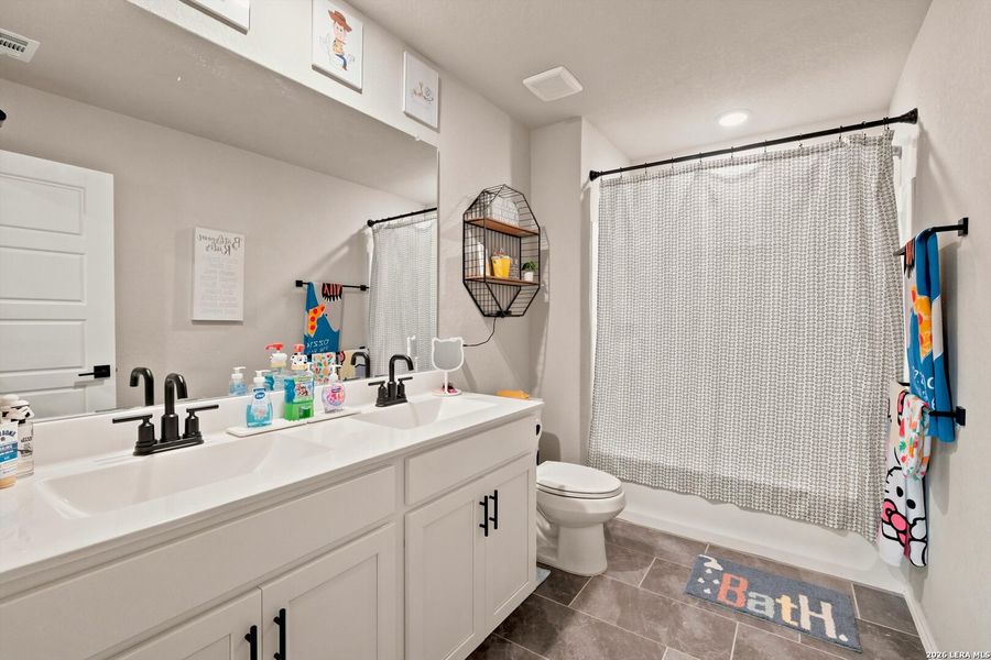 Furnished interior view inside a new home in Horizon Pointe, Converse (Image 8).