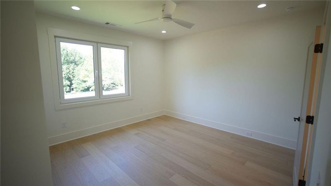Spacious, unfurnished interior of a new home in , Flowery Branch (Image 48).