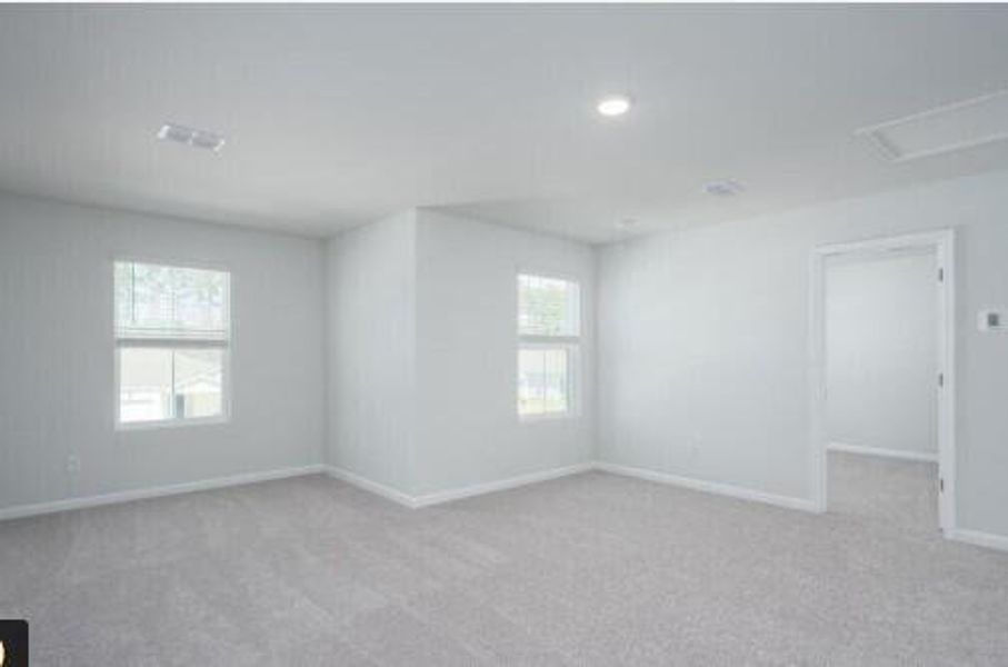 Spacious, unfurnished interior of a new home in Nexton, Summerville (Image 11).