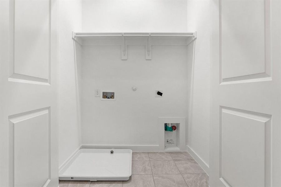 025-723TowerRoad-Wylie-TX-75098-Laundry.jpg-SMALL 025-723TowerRoad-Wylie-TX-75098-Laundry.jpg-SMALL