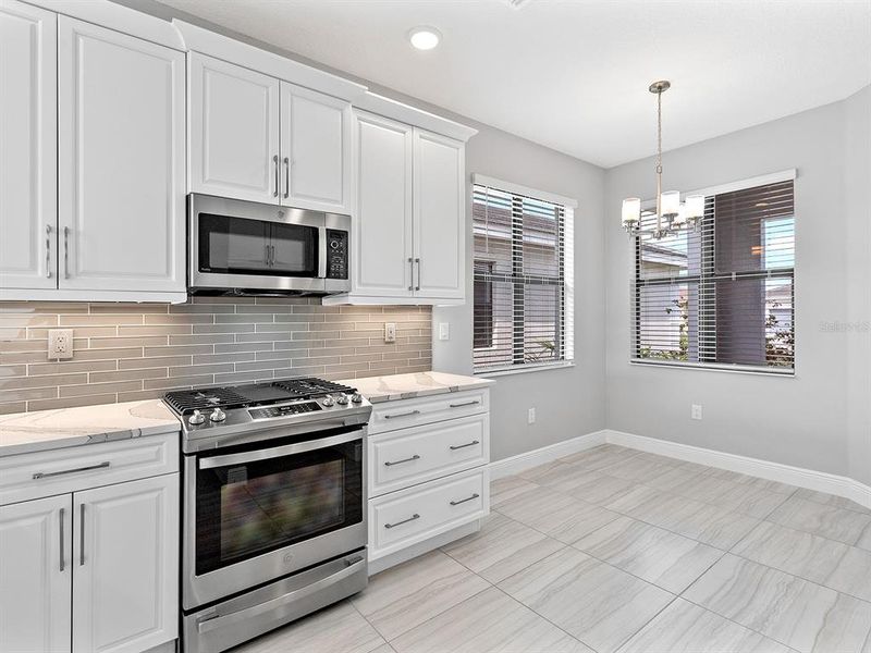 Furnished interior view inside a new home in , Bradenton (Image 7).